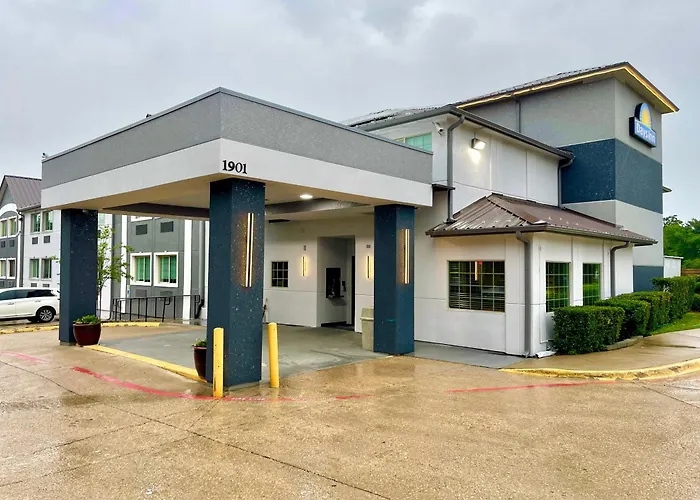 Days Inn By Wyndham Arlington