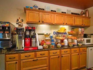 Days By Wyndham Hotel Arlington
