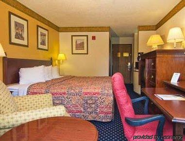 Hotel Days By Wyndham Arlington